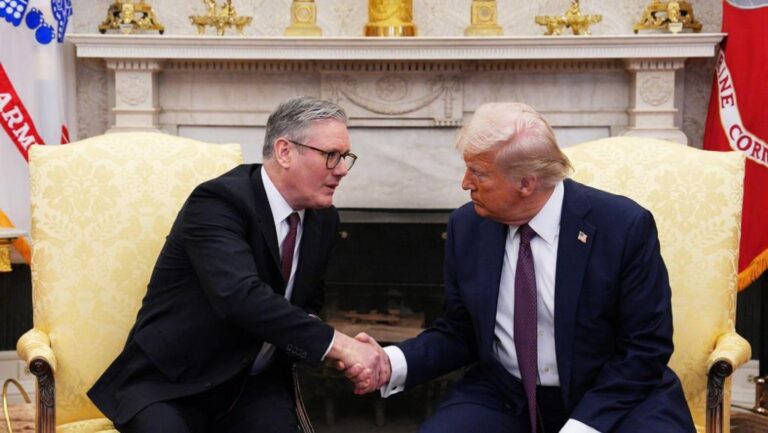 CNN: Presidenti Trump në Truth Social: “Keir Starmer do të japë dorëheqjen si Kryeministër i Mbretërisë së Bashkuar”