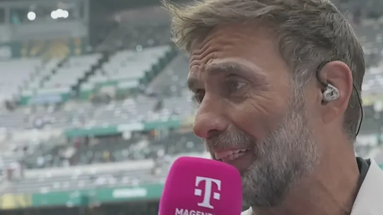 Klopp kritikon organizimin e Botërorit: Futbolli po mbahet peng nga sponsorët