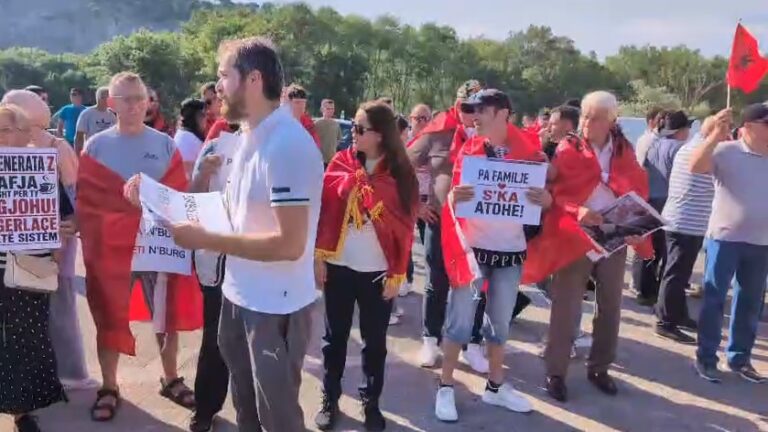 Protestë për Zvërnecin në Shkodër, Korçë dhe Gjirokastër