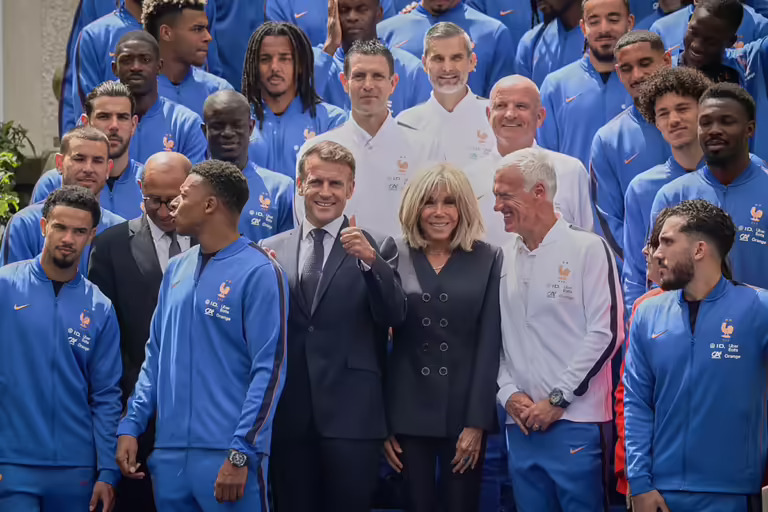 Macron viziton Francën para Botërorit: Besojmë te ju, fitoni yllin e tretë!