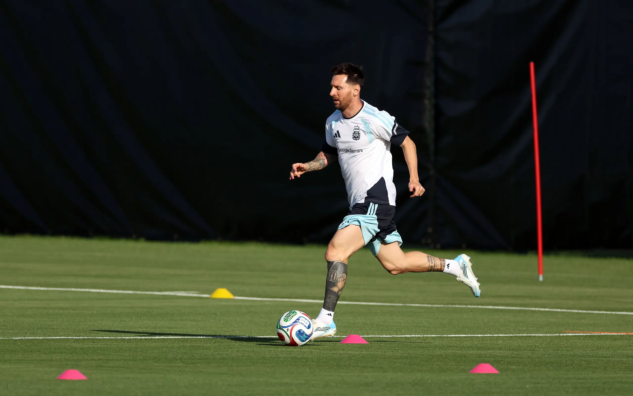 Messi gati për fillimin e Botërorit  Argjentina e nis e  plagosur  nga dëmtimet