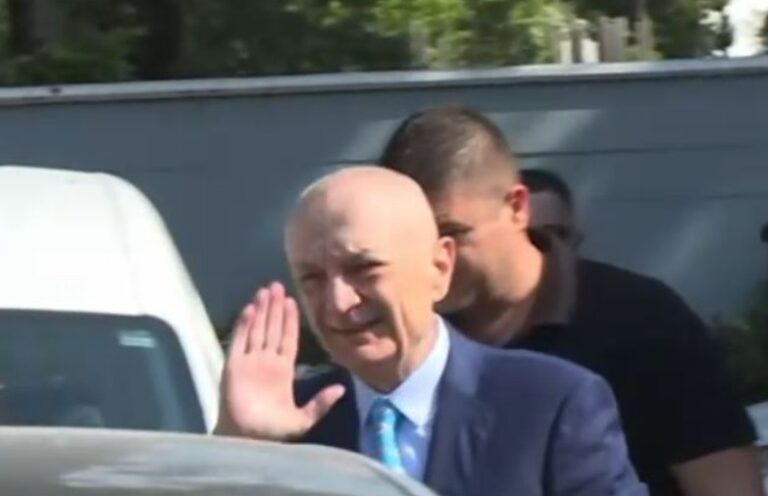 SPAK i jep sërish leje Ilir Metës, ish-Presidenti lë qelinë
