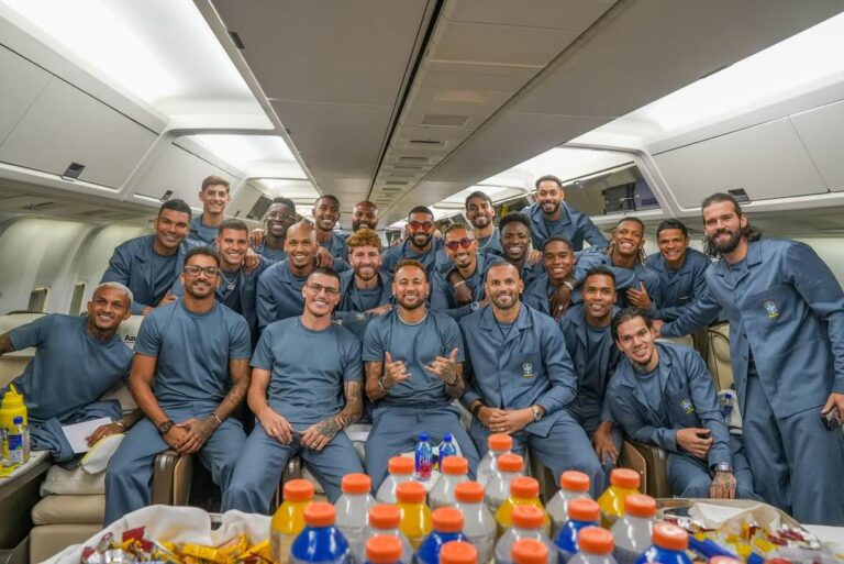 Brazili fluturon për në Amerikë, Neymar karikon ekipin: Të gjithë bashkë!