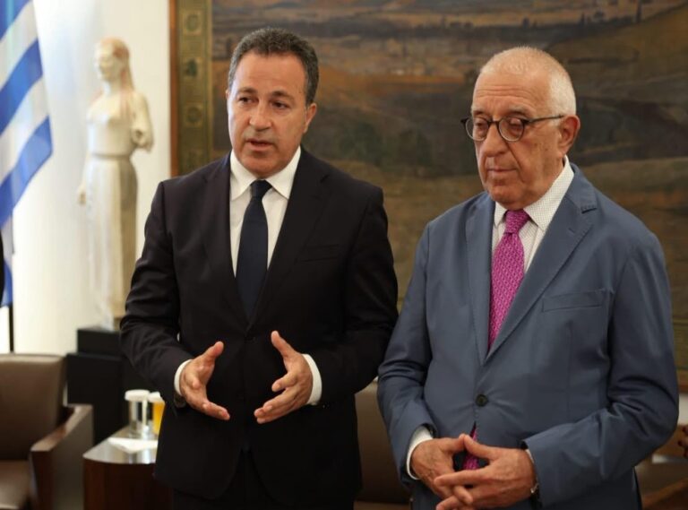 Peleshi takon homologun grek: Greqia mbështet anëtarësimin e Shqipërisë në BE