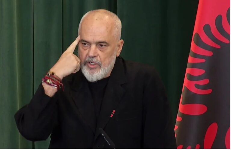 Rama sqaron situatën: Nuk ka leje ndërtimi për zhvillimin në Zvërnec