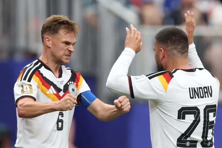 Kërkesa e madhe për fanellat e Gjermanisë krijon problem te Adidas, mbaron shkronja “V”