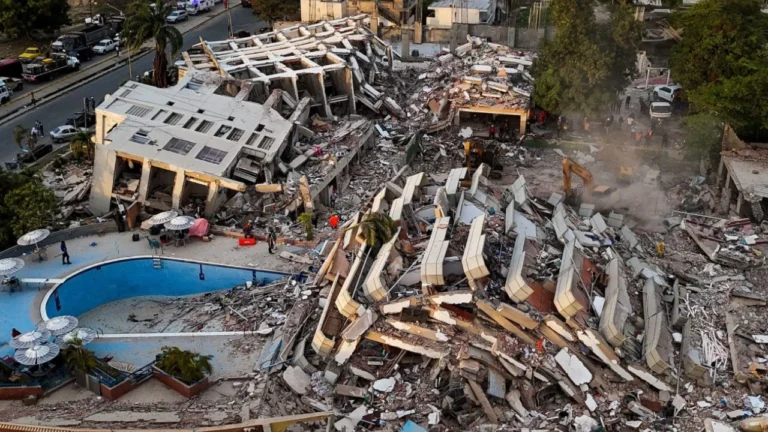 11 ditë nën rrënojat e tërmetit në Venezuelë, nëna dhe tre fëmijët shpëtohen të gjallë (Video)