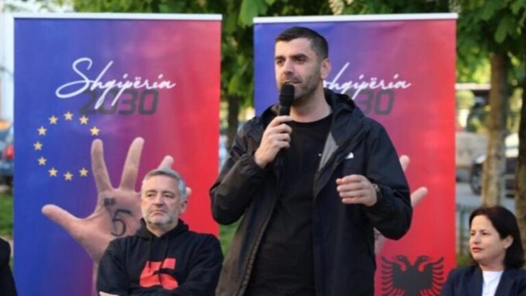 Gjykata liron nga qelia ish-zv.drejtorin e Kadastrës në Dibër