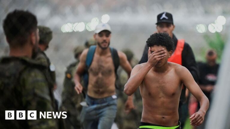 Rreth 49 mijë migrantë hyjnë në territorin spanjoll të Ceutës në 24 orë, thonë zyrtarët