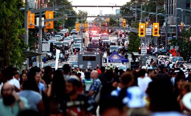 CNN: Dy të vrarë dhe disa të plagosur nga të shtënat në festivalin latin në Toronto