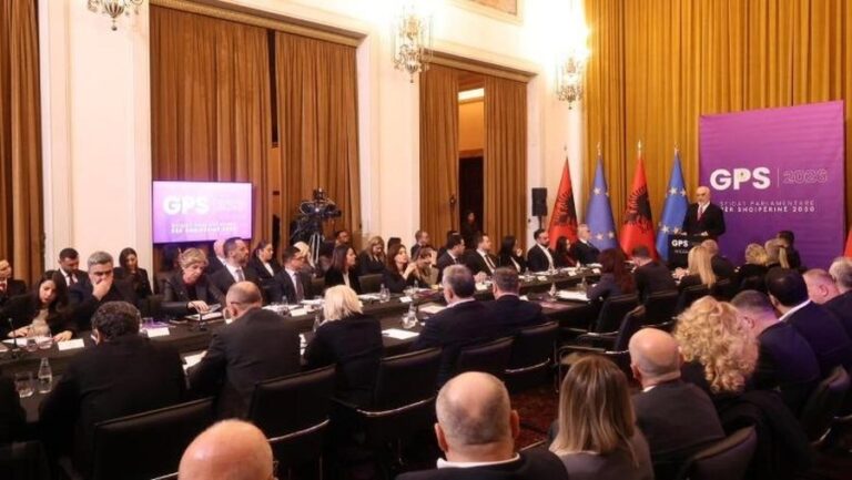 PS mbledh grupin parlamentar, Rama me analizë për vitin e parë të mandatit të katërt