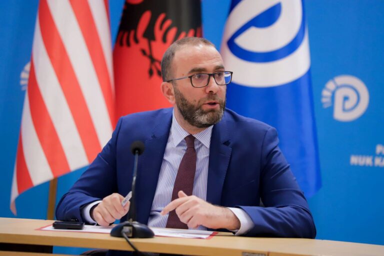 Bardhi poston videon: 43 milionë eurot për Ron Yeffet duhet të çojnë SPAK-un te Rama
