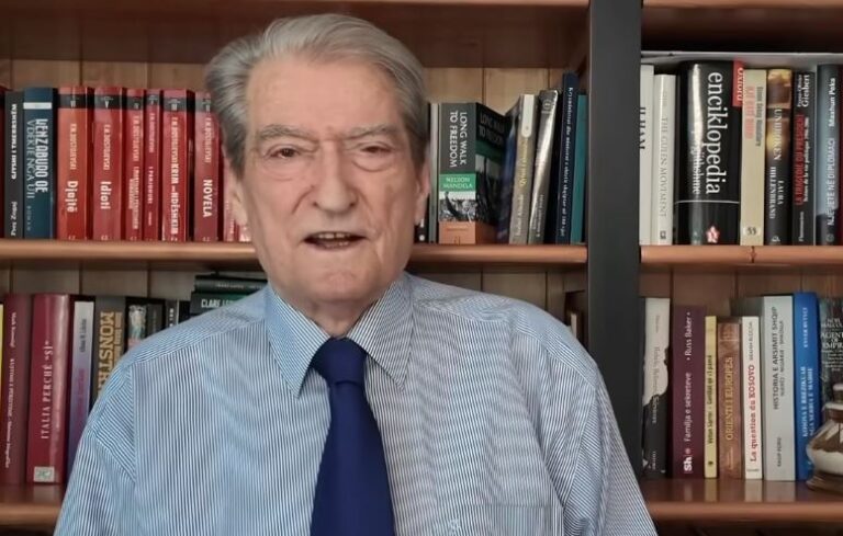 Berisha: Në vend të dorëheqjes, Ramaduro anatemoi përsëri protestën, mbrëmja e 35-të përsëriti 20 Shkurtin e 1991