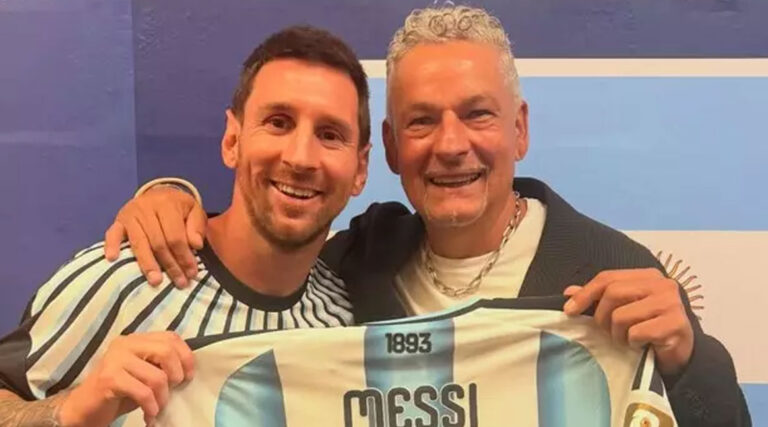 Magjia e numrit 10, Roberto Baggio dhe Lionel Messi, një përqafim mes legjendash