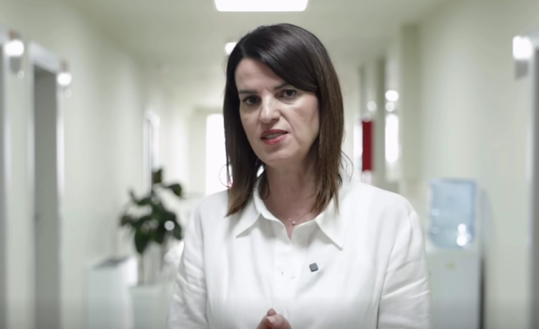 VIDEO/ Zv.kryeministrja Koçiu: Dyfishojmë pagesën mujore për 11 mijë fëmijë me nevoja të veçanta