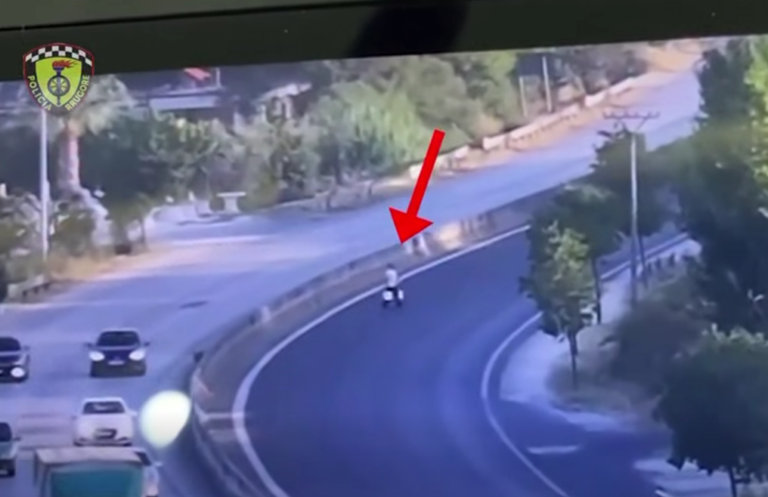 VIDEO/ Rrezikojnë jetën për të kaluar rrugën, këmbësorët gjobiten në autostradë