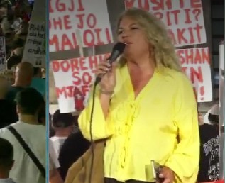  Rinia po zgjon Shqipërinë   protestuesja  Deputetët të largohen  rezistenca vazhdon