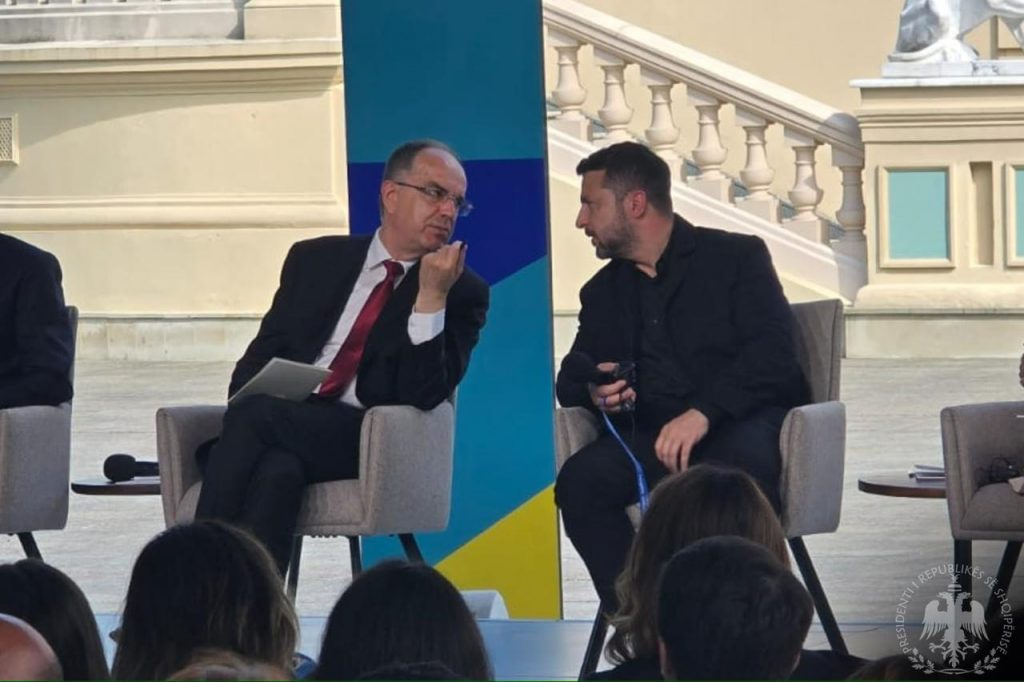 FOTO  Presidenti Begaj në Kiev  takohet me Zelenskyn  Shqipëria e palëkundur në mbështetjen për Ukrainën