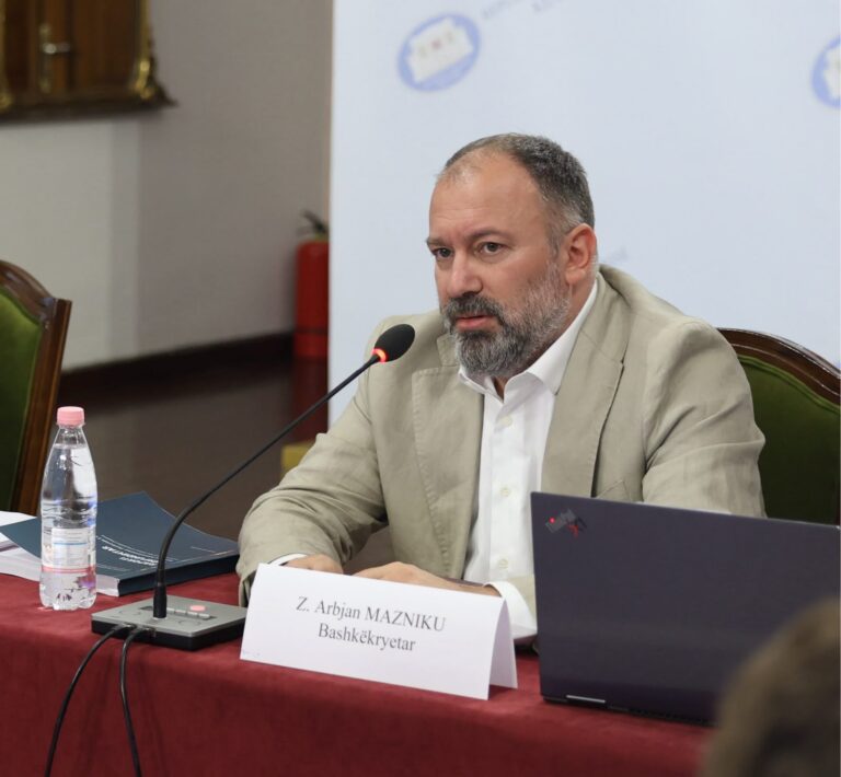 Drafti për ndarjen e re territoriale, reagon PS: Konsolidimi nuk sjell “zhdukjen” e asnjë bashkie apo qyteti