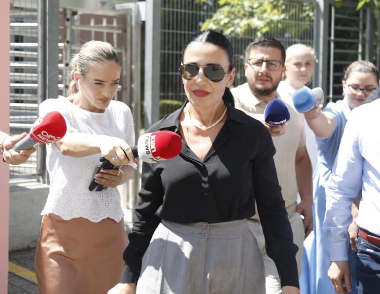 Belinda Balluku del nga SPAK-u, i komunikohet zgjatja e hetimeve