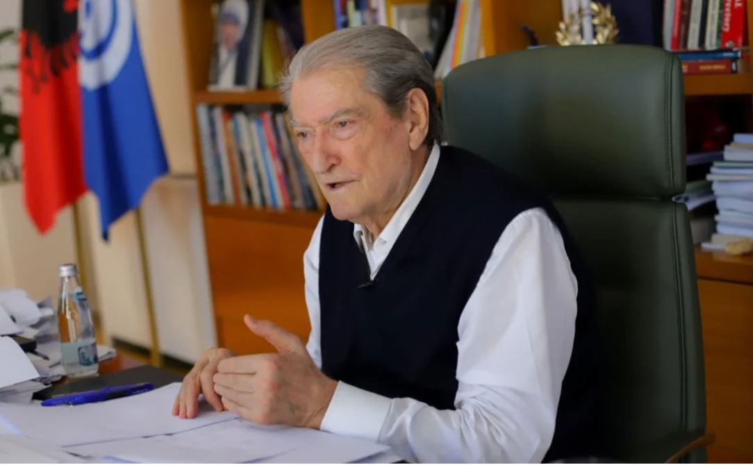 Reforma territoriale  Berisha  Rama po bën gjithçka për konfrontim  ftoj qytetarët të protestojnë