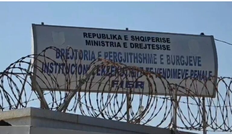 I dënuar për vrasje në vitin 1997, 52-vjeçari ndërron jetë në burgun e Fierit, dyshimet e para