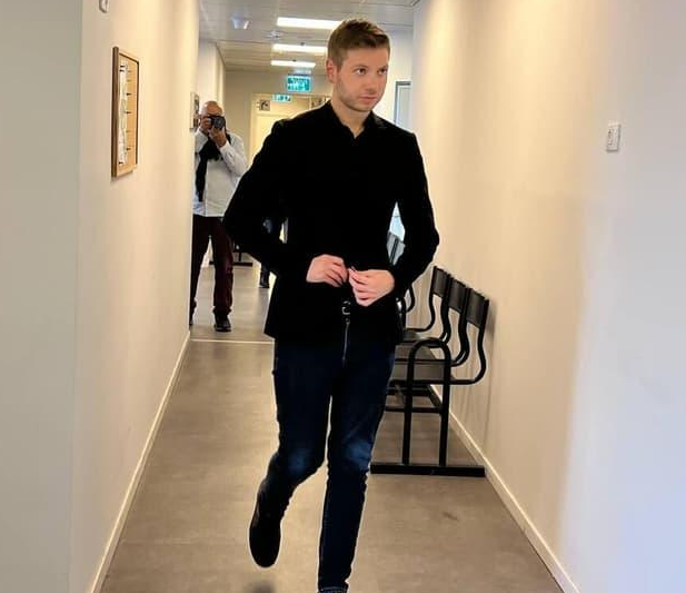 Djali i kryeministrit te Izraelit ndërron emrin dhe mbiemrin 