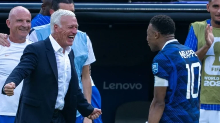 Kritika ndaj Kylian Mbappes, “… një figurë me pushtet të tepruar”, Deschamps i del në mbrojtje: “Nuk është diktator”