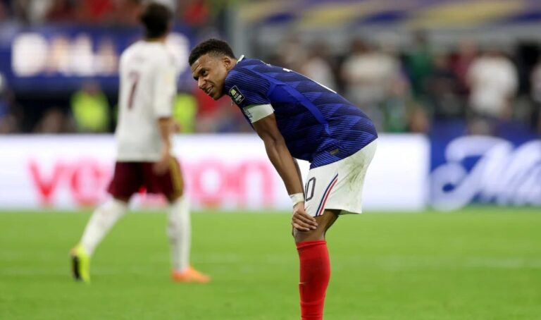 Mbappe ka një mesazh për tifozët: Humbja në gjysmëfinale na dhemb ende!