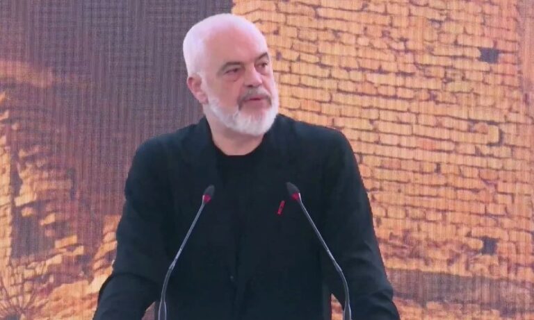 ”Prania Besnike” në Tiranë, Rama takon banorët e Shkozës