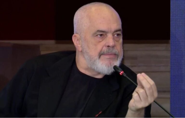 Vlerësimet negative në Google, Kryeministri: Po me Kalanë e Rozafës çfarë keni o patriota?!