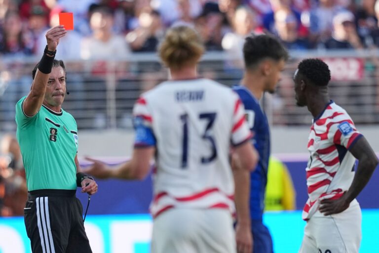 Balogun në historinë e Botërorëve, iu bashkohet Zidane dhe Ronaladinhos