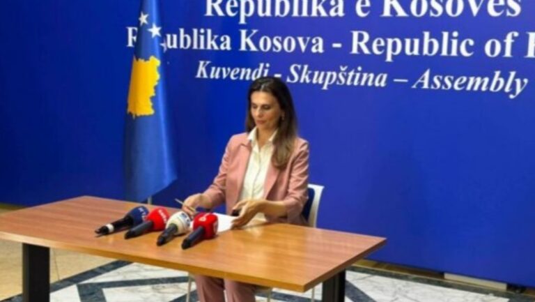 Sherri në Kuvend, PDK akuzon Kurtin për bllokimin e institucioneve: Republika është mbi secilin prej nesh