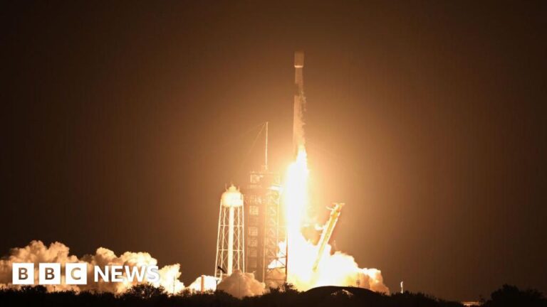 Çfarë do të ndodhë kur një raketë e SpaceX të përplaset me Hënën?