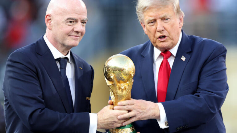 Infantino humbet mbështetjen e Federatës Uellsiane për rizgjedhje