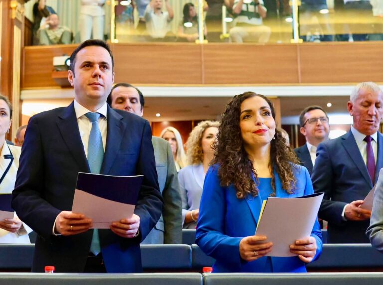 Betimi si deputete në Kuvend, Vjosa Osmani: Çdo mandat e ka burimin te tempulli i demokracisë