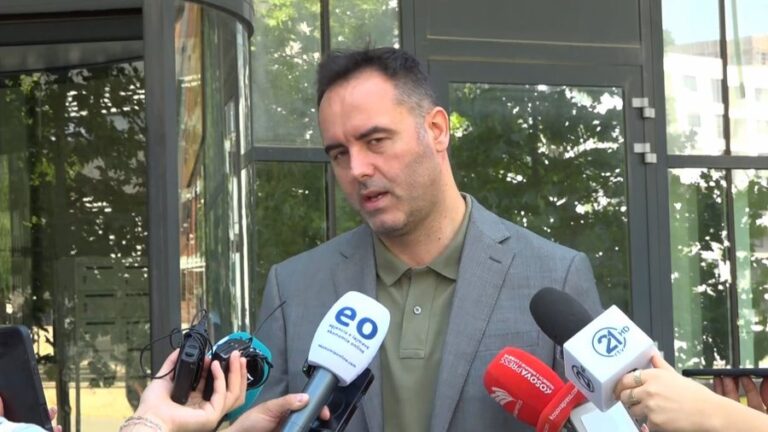Kosovë, Konjufca: LVV ka gati emrat për president