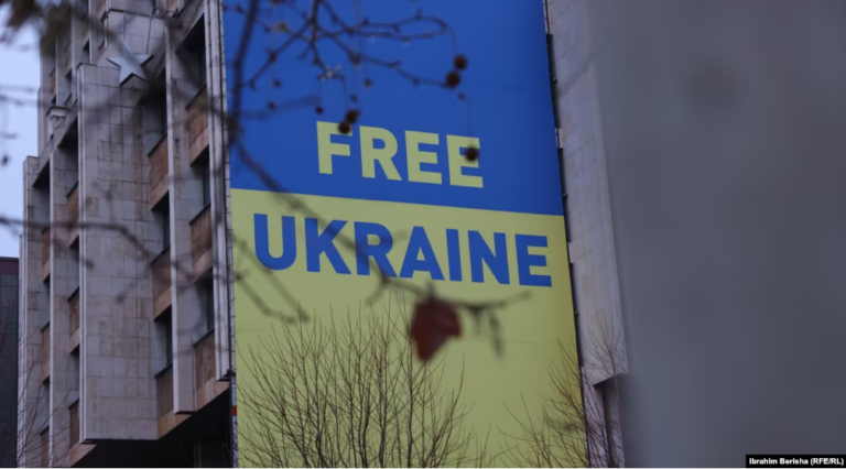 Kosova heq flamurin ukrainas pas deklaratës së Zelenskyt, reagon edhe Shqipëria