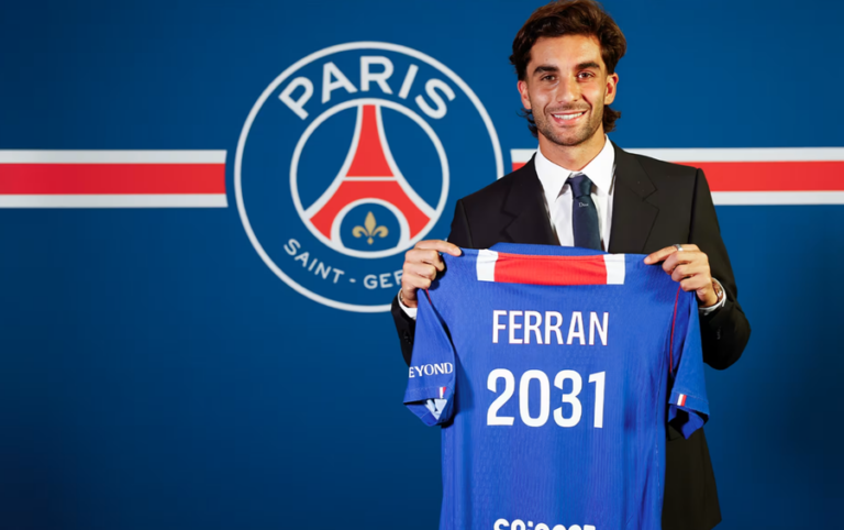 Ferran Torres transferohet te PSG