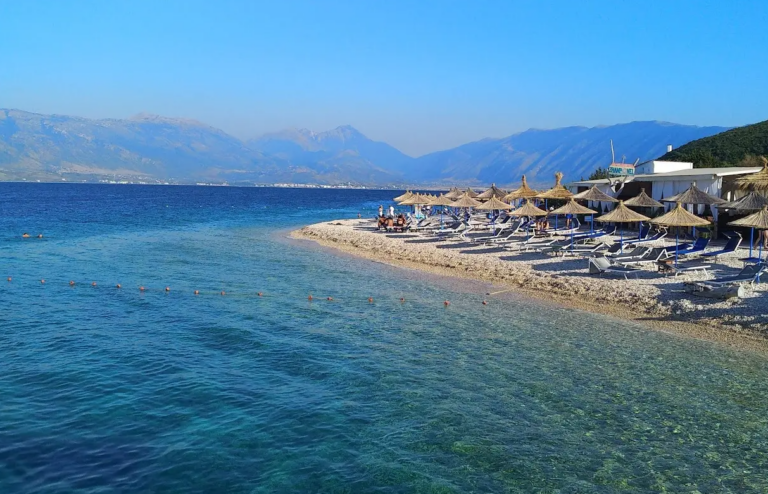 Radhima, destinacioni i preferuar për pushuesit në Vlorë