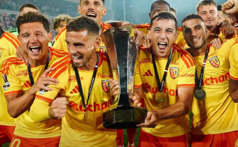 PSG bie në Francë! Lens fiton Superkupën dhe Skela feston trofeun e parë