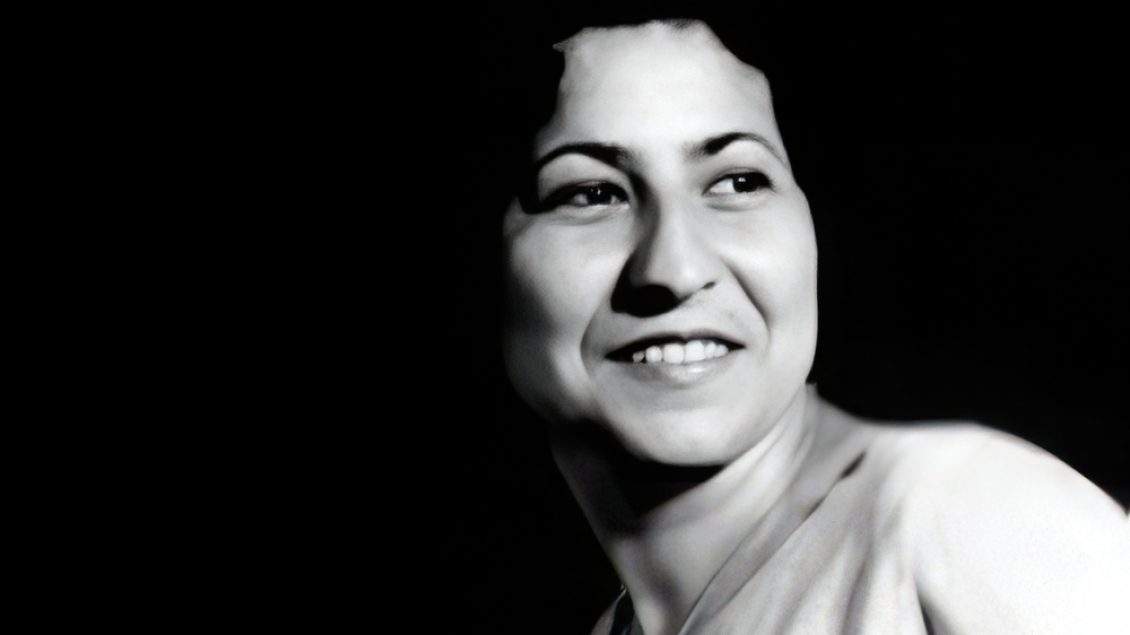 Zhuliana Jorganxhi  një emër i shkruar në kujtesën e këngës  poetja e dashurisë që u bë zë i brezave