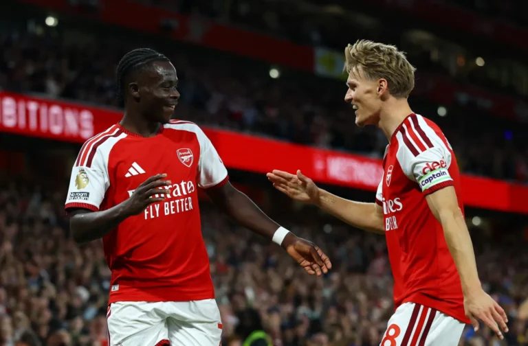 Starton Premier League/ Arsenali e nis me fitore të lehtë ndaj Coventry