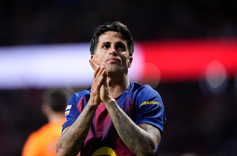 Barcelona këmbëngul për Cancelo, por  Al-Hilal kërkon 10 milionw euro