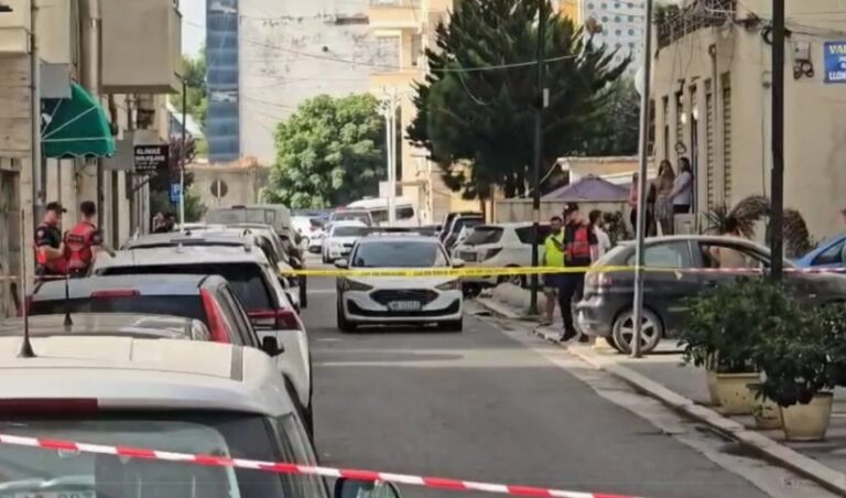 Alarm për bombë në Durrës! Policia vendos perimetrin e sigurisë