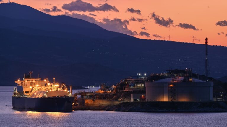Dimri i vështirë i Evropës: Çmimet e gazit mund të shkojnë mbi 100 Euro