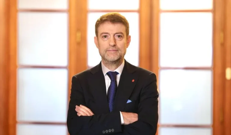Diplomacia hyn në epokën dixhitale, Hoxha prezanton “Praninë Diplomatike Virtuale”