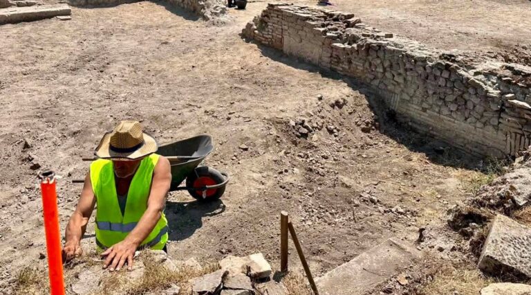Gonxhja: Gërmimi arkeologjik në Apoloni, të dhëna të reja mbi monumentin e qytetit antik