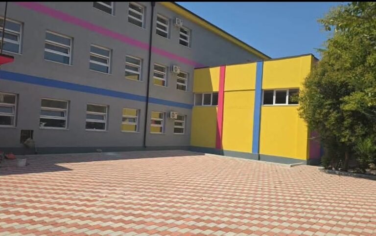 Shkolla “Mark Dashi” në Fier rinovohet tërësisht, Rama: Nxënësit e nisin shtatorin në ambiente të reja