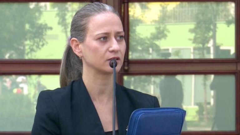 Akuzat nga PD, ministrja Ismaili: Makina e Ramës financohet nga PS dhe përdoret në aktivitete partiake